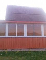 СТ "Холмы". Остекление террасы. «Холодное» остекление – алюминиевый профиль СИАЛ, белого цвета, заполнение - стекло 4мм.